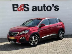 Rood, metallic lak Gebruikt 2016 Peugeot 3008 SUV | € 13.900 (Eerlijke prijs)