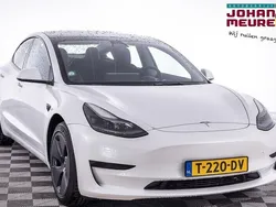 Wit Gebruikt 2023 Tesla Model 3 Standard Range Sedan | € 28.900 (Goede deal)
