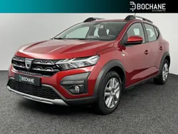 Rood Gebruikt 2025 Dacia Sandero Comfort Hatchback | € 19.450 (Super prijs)