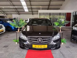 Zwart Gebruikt 2016 Mercedes E220 AMG line Sedan | € 9.999
