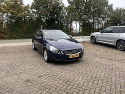 Blauw Gebruikt 2013 Volvo V60 Momentum Stationwagen | € 11.444 (Iets duurder)
