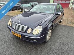 Blauw Gebruikt 2005 Mercedes E280 Elegance Sedan | € 2.999 (Eerlijke prijs)