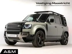 Groen Gebruikt 2025 Land Rover Defender SUV | € 115.945