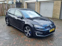 Zwart Gebruikt 2015 VW Golf VII GTE Hatchback | € 11.000 (Goede deal)