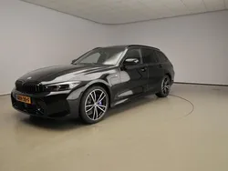 Zwart Gebruikt 2024 BMW 320 M Sport Stationwagen | € 59.900