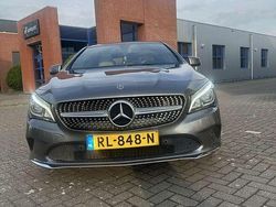 Grijs Gebruikt 2018 Mercedes CLA200 Ambition Sedan | € 19.500 (Eerlijke prijs)
