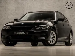 Zwart Gebruikt 2022 BMW 320e Sport Line Stationwagen | € 28.445 (Eerlijke prijs)