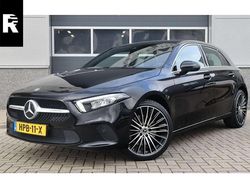 Zwart Gebruikt 2021 Mercedes A250 Luxury Hatchback | € 24.900 (Goede deal)