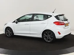 Wit Gebruikt 2017 Ford Fiesta ST-Line Hatchback | € 8.900 (Eerlijke prijs)