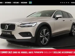 Grijs Gebruikt 2024 Volvo V60 CC Ultimate Stationwagen | € 54.890 (Eerlijke prijs)