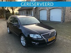 Bruin Gebruikt 2006 VW Passat Stationwagen | € 3.795 (Eerlijke prijs)