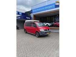 Rood Gebruikt 2008 VW T5 Van | € 13.450