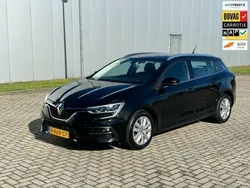 Zwart Gebruikt 2022 Renault Mégane GrandTour Business Stationwagen | € 14.999 (Goede deal)