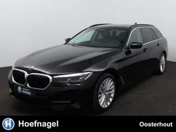 Zwart Gebruikt 2021 BMW 530 Sport Line Stationwagen | € 36.900 (Eerlijke prijs)
