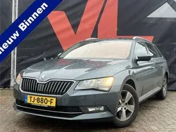 Grijs Gebruikt 2017 Skoda Superb Ambition Stationwagen | € 16.900 (Eerlijke prijs)