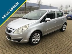Zilver Gebruikt 2007 Opel Corsa Cosmo Hatchback | € 3.799 (Iets duurder)