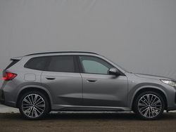 Grijs Gebruikt 2024 BMW iX1 M Sport SUV | € 44.950 (Eerlijke prijs)