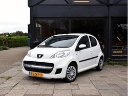 Wit Gebruikt 2012 Peugeot 107 Hatchback | € 3.995 (Eerlijke prijs)