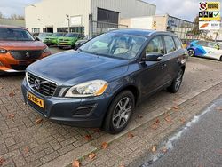 Blauw Gebruikt 2011 Volvo XC60 Summum SUV | € 13.850 (Eerlijke prijs)