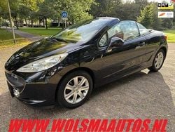 Zwart Gebruikt 2007 Peugeot 207 CC Cabriolet | € 1.650 (Iets duurder)