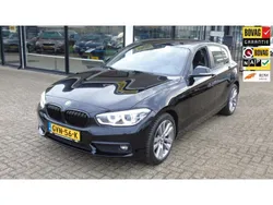 Zwart Gebruikt 2018 BMW 118 Executive Hatchback | € 16.995 (Eerlijke prijs)