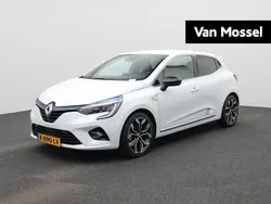 Wit Gebruikt 2021 Renault Clio V Zen Hatchback | € 19.900 (Eerlijke prijs)