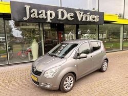 Grijs Gebruikt 2013 Opel Agila Edition Hatchback | € 9.950 (Iets duurder)