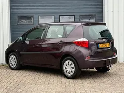 Paars Gebruikt 2013 Toyota Verso-S MPV | € 4.950 (Super prijs)