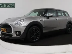 Grijs Gebruikt 2018 Mini One Clubman Chili Stationwagen | € 14.799 (Goede deal)