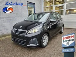 Zwart, metallic lak Gebruikt 2014 Peugeot 108 Active Hatchback | € 6.350 (Eerlijke prijs)