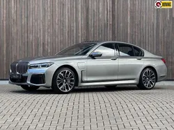Grijs Gebruikt 2021 BMW 745e Executive Sedan | € 54.900 (Eerlijke prijs)