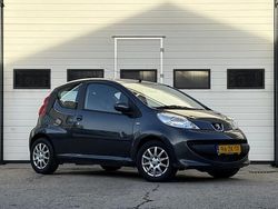 Grijs Gebruikt 2008 Peugeot 107 Hatchback | € 2.385 (Eerlijke prijs)