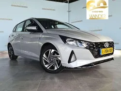 Grijs Gebruikt 2021 Hyundai i20 Comfort Hatchback | € 15.900 (Eerlijke prijs)