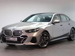 Oxidgrau ii Nieuw 2024 BMW i5 Executive Sedan | € 86.982