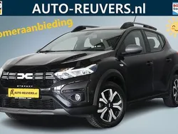 Zwart Gebruikt 2023 Dacia Sandero Extreme Hatchback | € 19.500 (Iets duurder)