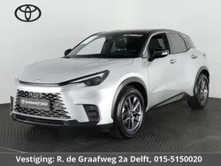 Grijs Gebruikt 2025 Lexus LBX Business Edition SUV | € 36.600 (Goede deal)