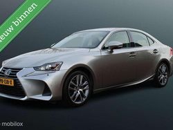 Grijs Gebruikt 2017 Lexus IS300h Business Edition Sedan | € 21.395 (Eerlijke prijs)