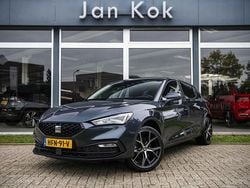 Grijs Gebruikt 2022 Seat Leon Business Hatchback | € 20.900 (Goede deal)