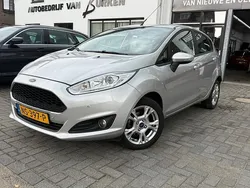 Grijs Gebruikt 2017 Ford Fiesta Style Hatchback | € 7.450 (Eerlijke prijs)