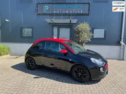 Zwart Gebruikt 2017 Opel Adam Hatchback | € 9.500 (Eerlijke prijs)
