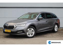 Grijs Gebruikt 2023 Skoda Octavia Business Line Stationwagen | € 23.895 (Goede deal)
