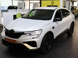 Wit parelmoer Gebruikt 2023 Renault Arkana Engineered SUV | € 27.850 (Iets duurder)