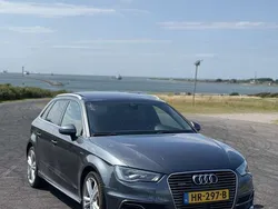 Grijs Gebruikt 2015 Audi A3 Hatchback | € 14.500 (Iets duurder)
