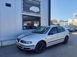 Grijs Gebruikt 2001 Seat Leon Stella Hatchback | € 899 (Eerlijke prijs)