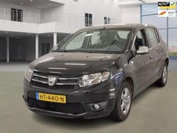 Zwart Gebruikt 2016 Dacia Sandero Anniversary Hatchback | € 4.950 (Goede deal)