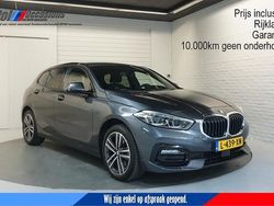Grijs Gebruikt 2021 BMW 118 Sport Line Hatchback | € 23.400 (Eerlijke prijs)