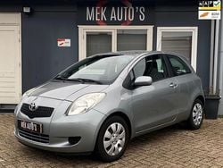 Grijs Gebruikt 2006 Toyota Yaris Sol Hatchback | € 2.944 (Eerlijke prijs)