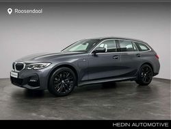Grijs Gebruikt 2021 BMW 330e Executive Stationwagen | € 35.880 (Iets duurder)