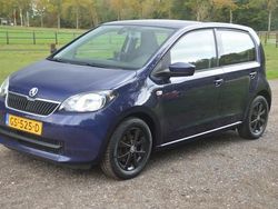 Blauw (metallic) Gebruikt 2015 Skoda Citigo Hatchback | € 6.450 (Eerlijke prijs)