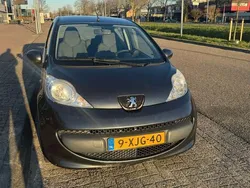 Grijs Gebruikt 2005 Peugeot 107 Hatchback | € 2.800 (Eerlijke prijs)